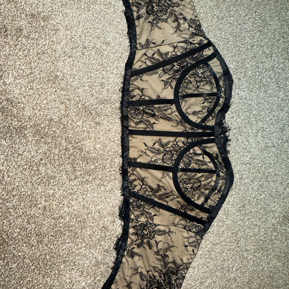 Elegant Black Lace Women's Intimate